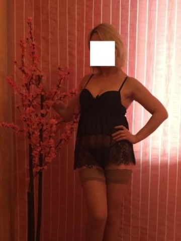 Ева Реал Молодая Брюнетка